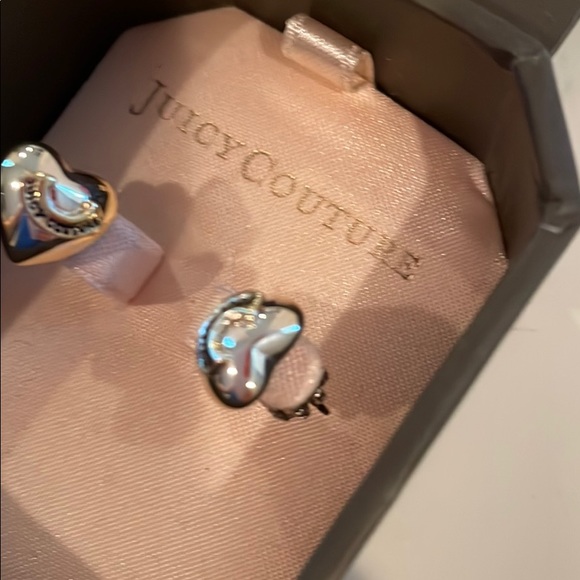 Juicy couture heart earrings - Picture 2 of 3